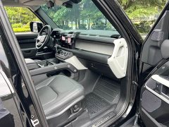 Land Rover Defender 110 3.0T P400 XS - ფოტო 9
