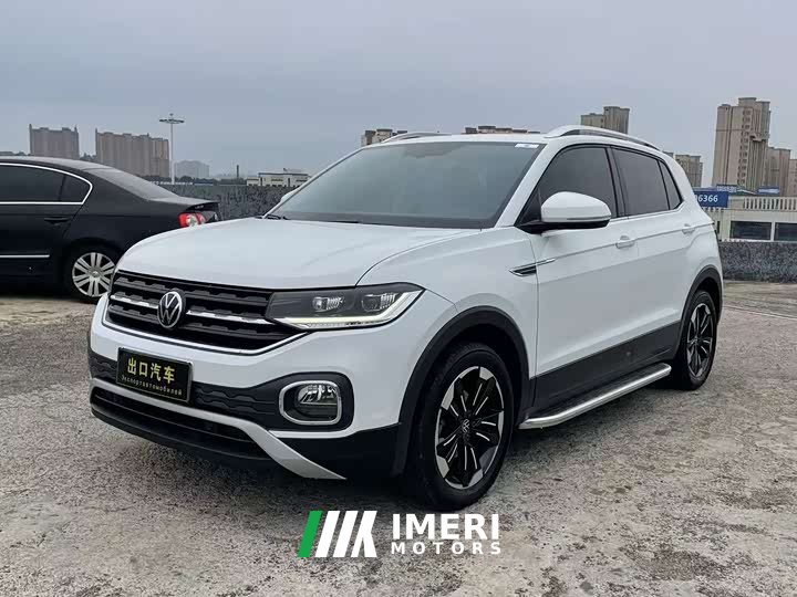 Volkswagen Tacqua Touran 200TSI DSG Smart Connected Edition - ავტომობილი ჩინეთიდან