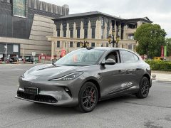 IM Motors Zhiji LS6 Lingxi Intelligent Driving Edition - фото 1