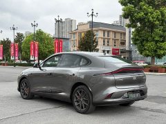 IM Motors Zhiji LS6 Lingxi Intelligent Driving Edition - фото 9