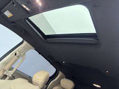Toyota Sienna 2021 2.5L Hybrid Premium Edition - ფოტო 11