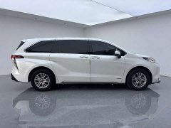 Toyota Sienna 2021 2.5L Hybrid Premium Edition - ფოტო 12