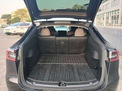 Tesla Model Y Rear-Wheel Drive - ფოტო 16
