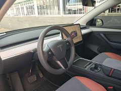 Tesla Model Y Rear-Wheel Drive - ფოტო 9