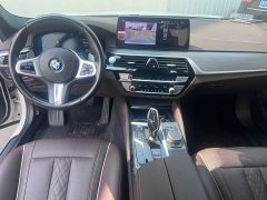 BMW 5 Series Facelift 530Li xDrive M Sport Package - ფოტო 13