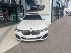 BMW 5 Series Facelift 530Li xDrive M Sport Package - ფოტო 3