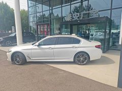 BMW 5 Series Facelift 530Li xDrive M Sport Package - ფოტო 4