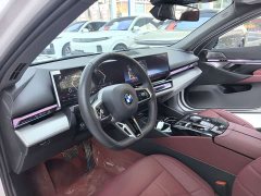 BMW 5 Series 530Li Premier M Sport Package - ფოტო 6