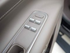 AITO M9 Extended Range Ultra 52kWh 6-Seater - ფოტო 8