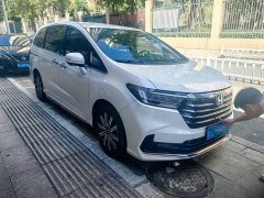 Honda Odyssey 2.0L e:HEV Sharp Comfort Edition - ფოტო 16