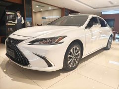 Lexus ES 2023 260 Excellence Edition - ფოტო 1