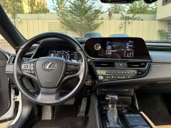 Lexus ES 2021 200 Premium Edition - ფოტო 15