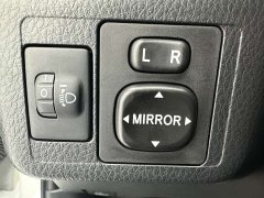 Toyota Yaris L Zhixuan X 1.5L CVT Luxury Plus - ფოტო 11