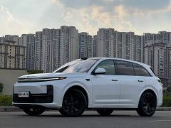 Li Auto L7 2023 Pro - ფოტო 13