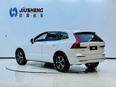 Volvo XC60 B5 AWD Smart Luxury Edition - ფოტო 4