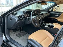 Lexus ES 260 Excellence Edition - ფოტო 4