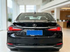 Lexus ES 260 Excellence Edition - ფოტო 9