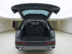 Audi Q7 55 TFSI quattro S line Sport - ფოტო 5
