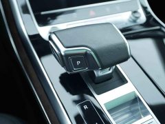Audi Q7 55 TFSI quattro S line Sport - ფოტო 8