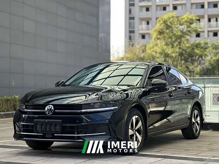 Volkswagen Magotan 300TSI Respect Edition Eye-catching Package - ავტომობილი ჩინეთიდან