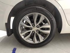 Buick Excelle Facelift 1.3T Automatic Mild Hybrid Elite - фото 6