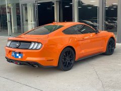 Ford Mustang 2.3T EcoBoost - ფოტო 6