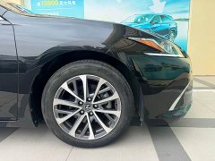 Lexus ES 200 Excellence Edition - ფოტო 7
