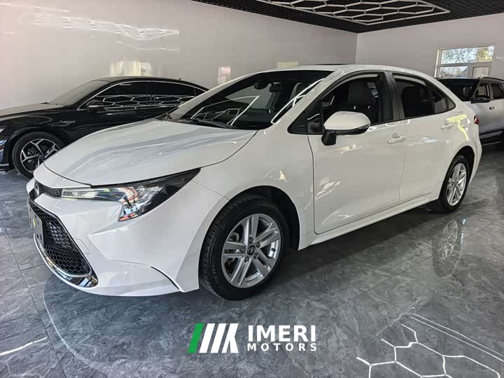 Toyota Corolla 1.8L CVT Luxury
