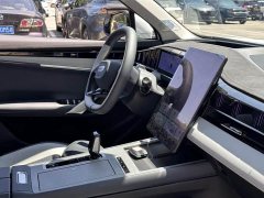 Geely Boyue L 1.5TD DCT Flagship - ფოტო 7