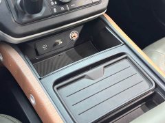Land Rover Defender 110 P400 X-DYNAMIC HSE - ფოტო 15