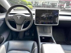 Tesla Model Y Rear-Wheel Drive - ფოტო 11