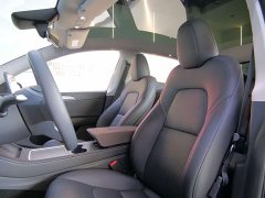 Tesla Model Y Long Range All-Wheel Drive - ფოტო 9