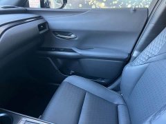 Lexus UX 2020 260h Explorer Fun Edition - ფოტო 16