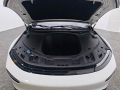 Xpeng Xiaopeng P7 480E - ფოტო 11