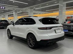 Porsche Cayenne New Energy 2021 Cayenne E-Hybrid 2.0T - ფოტო 3