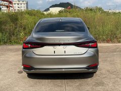 Lexus ES 200 Premium Edition - ფოტო 19