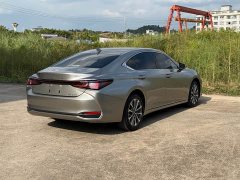 Lexus ES 200 Premium Edition - ფოტო 20