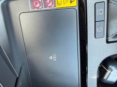 Lexus ES 200 Premium Edition - ფოტო 9