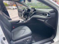 Toyota Camry 2021 2.5G Luxury - ფოტო 13