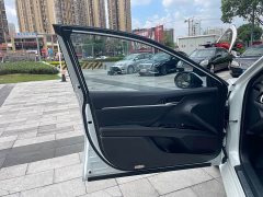 Toyota Camry 2021 2.5G Luxury - ფოტო 9
