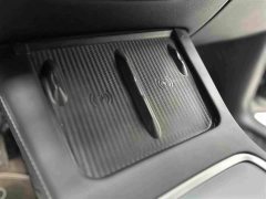 Tesla Model Y Rear-Wheel Drive - ფოტო 14