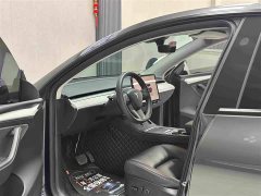 Tesla Model Y Rear-Wheel Drive - ფოტო 9