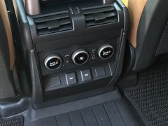 Land Rover Defender 110 3.0T P400 Dark Edition - ფოტო 14