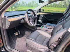 Tesla Model Y Long Range All-Wheel Drive - ფოტო 5
