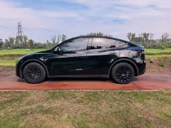 Tesla Model Y Long Range All-Wheel Drive - ფოტო 9