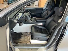 Tesla Model Y Long Range All-Wheel Drive - ფოტო 9