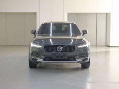 Volvo V90 Cross Country B5 AWD Inscription - ფოტო 2