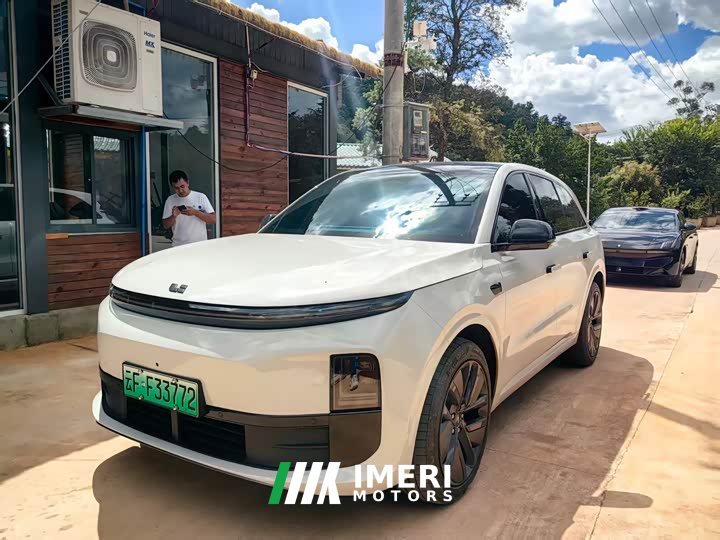 Li Auto L6 Pro - ავტომობილი ჩინეთიდან