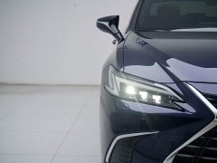 Lexus ES 200 Premium Edition - ფოტო 12