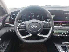 Hyundai Elantra 2023 1.5L CVT Luxury - ფოტო 15